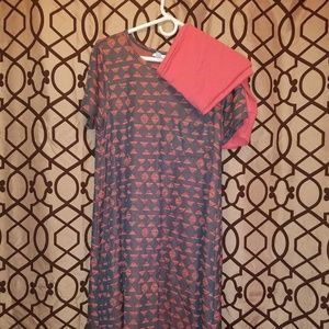 Lularoe Carly Medium